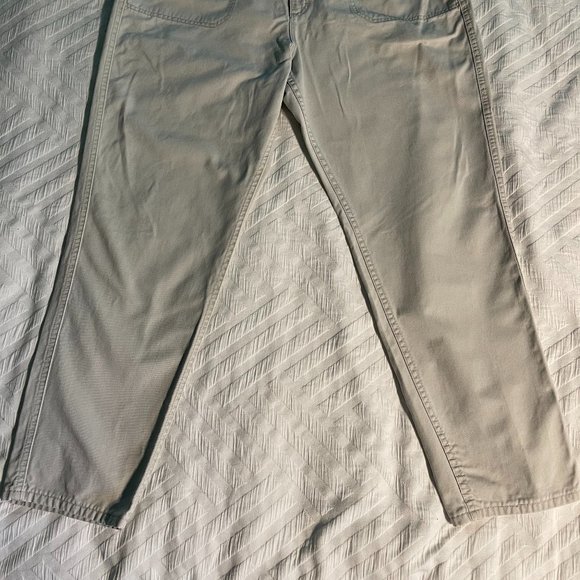 18 M Lee Original jeans in stone colored denim elastic waist plus zip - Picture 2 of 5